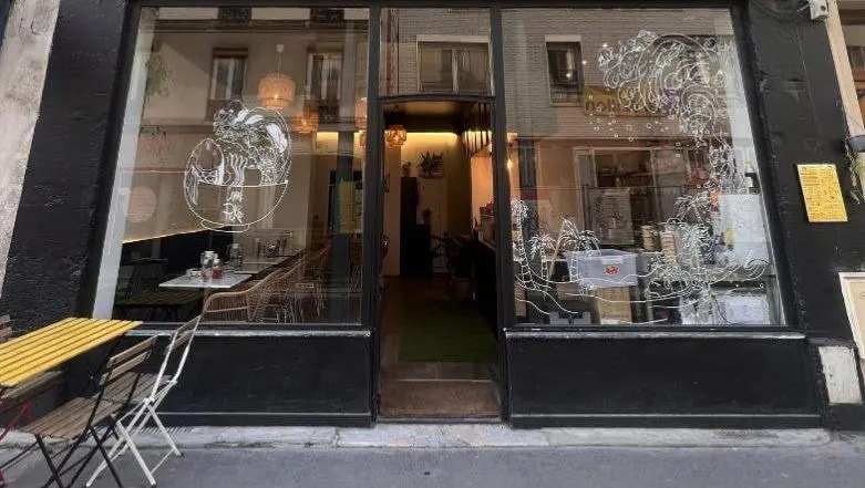 Local commercial dans Paris à louer - Photo de l’immeuble – Image 1 sur 12