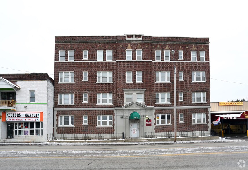 15632 Euclid Ave, East Cleveland, OH à vendre - Photo de l’immeuble – Image 3 sur 12