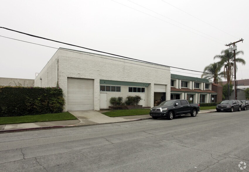 800 S Date Ave, Alhambra, CA à louer - Photo de l’immeuble – Image 3 sur 3