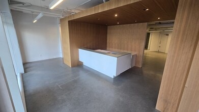 1701-1721 Fir St, Vancouver, BC à louer Photo intérieure– Image 1 sur 8