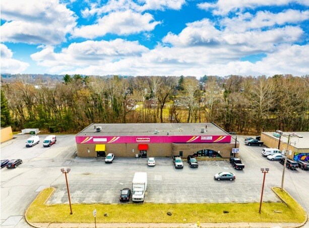 2290-2292 Industrial Hwy, York, PA à louer Photo principale– Image 1 sur 7