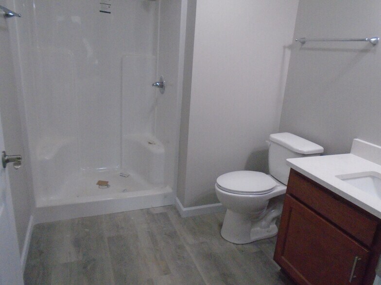 11 Alisha Ln, Columbiana, OH à vendre - Photo de l’immeuble – Image 3 sur 19