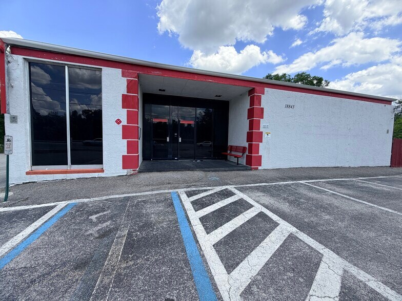 18843 N US Highway 41, Lutz, FL à vendre - Photo de l’immeuble – Image 2 sur 18