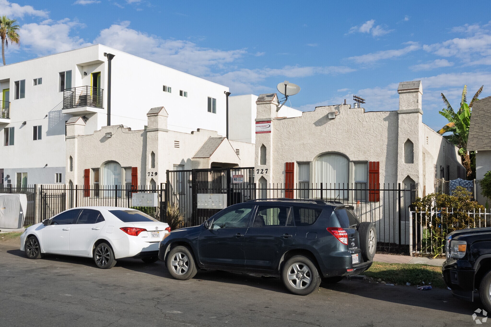 727-729 W 74th St, Los Angeles, CA à vendre Photo de l’immeuble– Image 1 sur 12