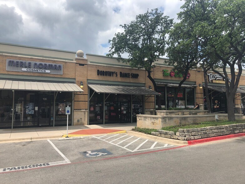 11255 Huebner Rd, San Antonio, TX à louer - Photo de l’immeuble – Image 2 sur 4