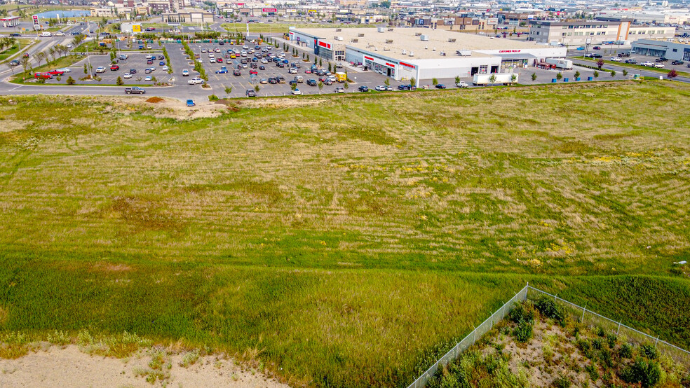 11701 104 Ave, Grande Prairie, AB à vendre - Photo de l’immeuble – Image 3 sur 7