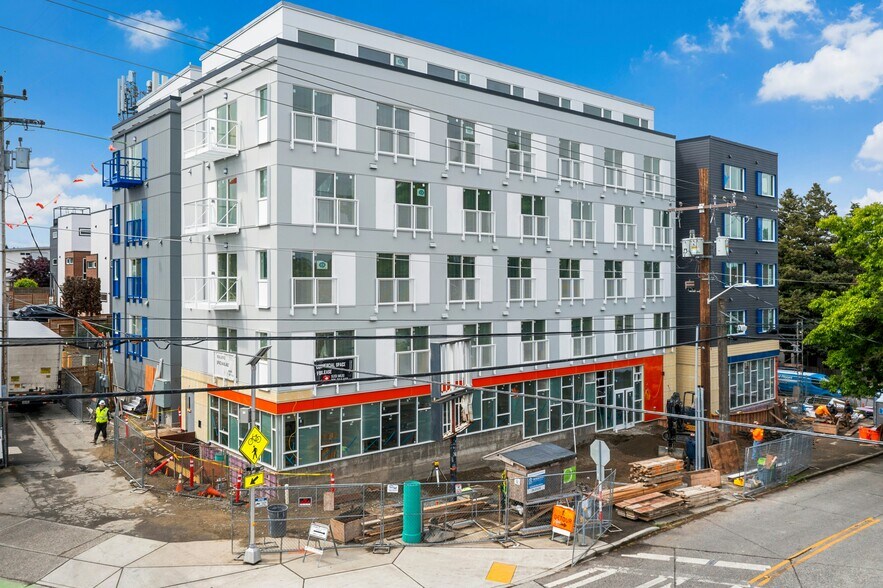 9201 Deldridge Way SW, Seattle, WA à louer - Photo de l’immeuble – Image 2 sur 20