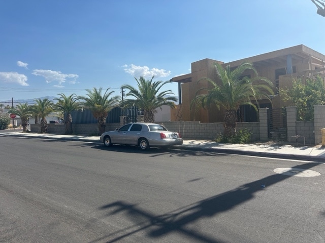 74330 Alessandro Dr, Palm Desert, CA à vendre - Photo de l’immeuble – Image 3 sur 6