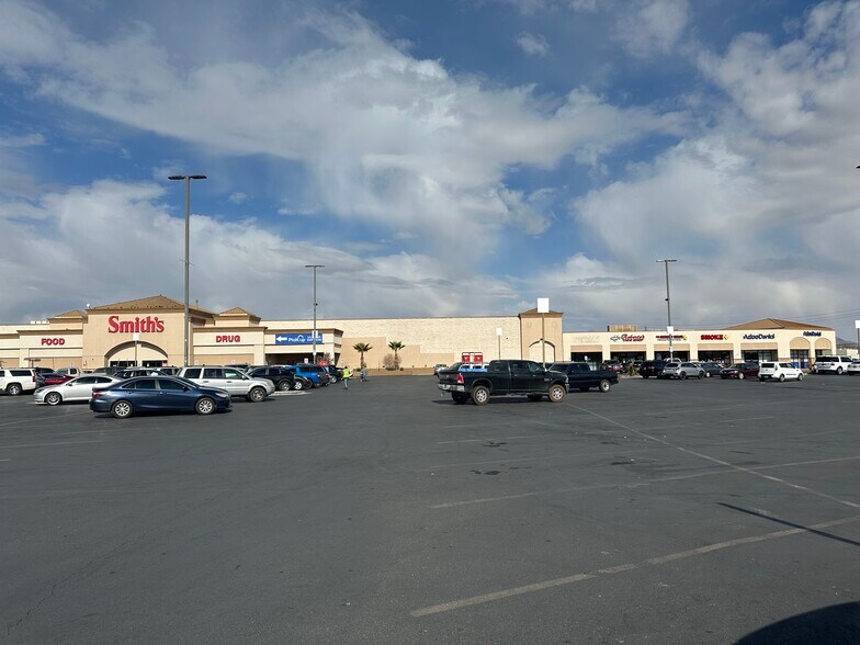 4600-4610 E Sunset Rd, Henderson, NV à louer - Photo de l’immeuble – Image 3 sur 12