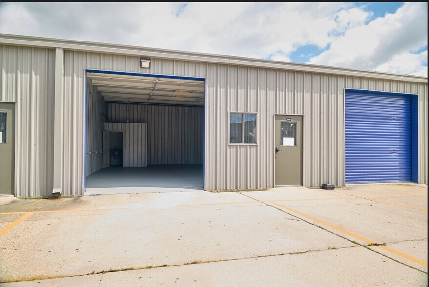 9465 Creosote Rd, Gulfport, MS à louer - Photo de l’immeuble – Image 3 sur 8