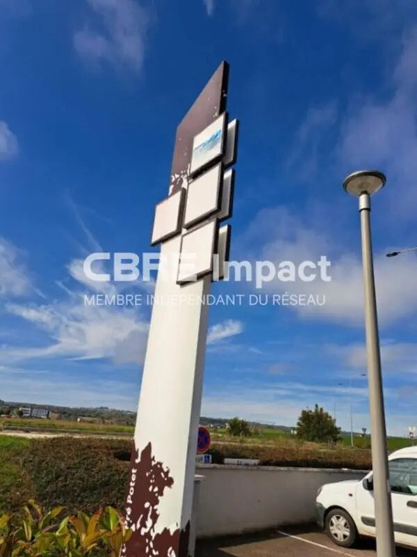 Plus de détails pour Local commercial à louer