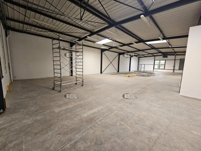 Local d’activités dans Ivry-sur-Seine à louer - Photo intérieure – Image 2 sur 9