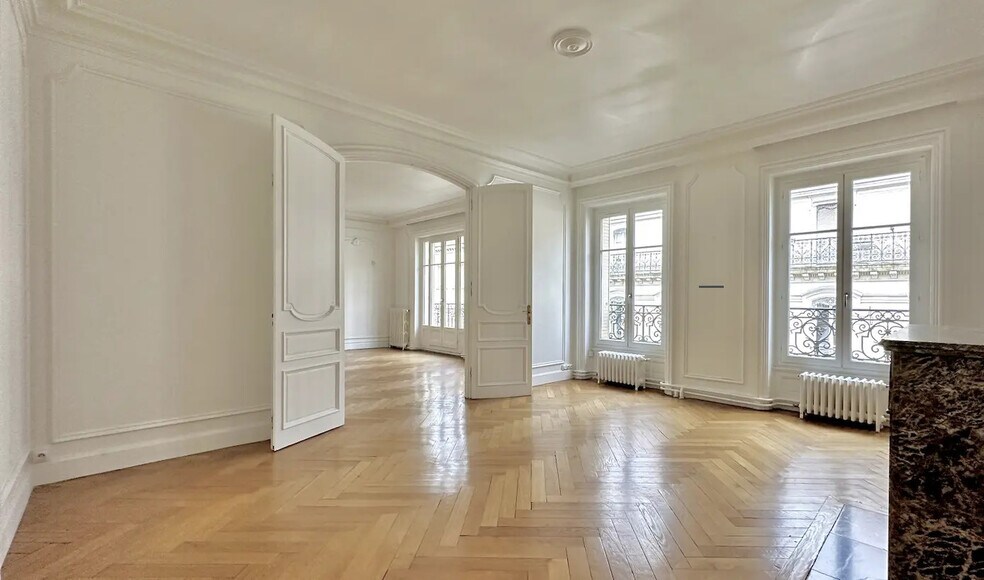 Bureau dans Paris à louer - Photo de l’immeuble – Image 3 sur 6