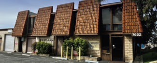Plus de détails pour 7652 Slater Ave, Huntington Beach, CA - Bureau à vendre