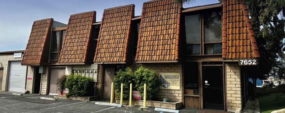 7652 Slater Ave, Huntington Beach, CA à vendre Photo principale– Image 1 sur 2