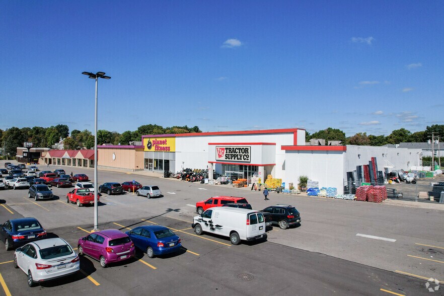 104-190 Alameda Plz, Butler, PA à louer - Photo principale – Image 1 sur 7