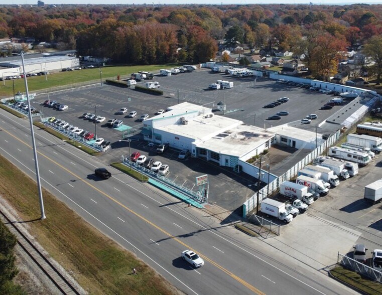 1725 W Pembroke Ave, Hampton, VA à vendre - Photo de l’immeuble – Image 2 sur 2