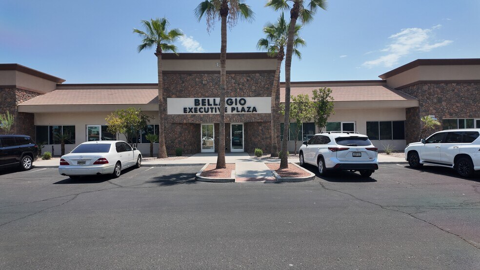 333 N Dobson Rd, Chandler, AZ à vendre - Photo de l’immeuble – Image 1 sur 22