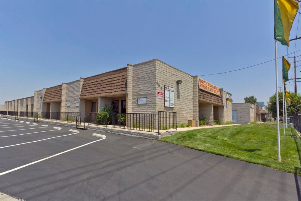 455 W La Cadena Dr, Riverside, CA à louer Photo intérieure– Image 1 sur 6