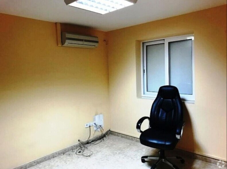 View Photo