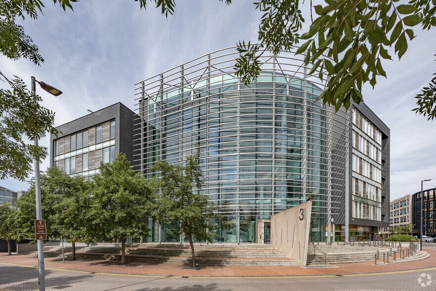 3 Britannia Quay, Cardiff à louer - Photo de l’immeuble – Image 2 sur 12
