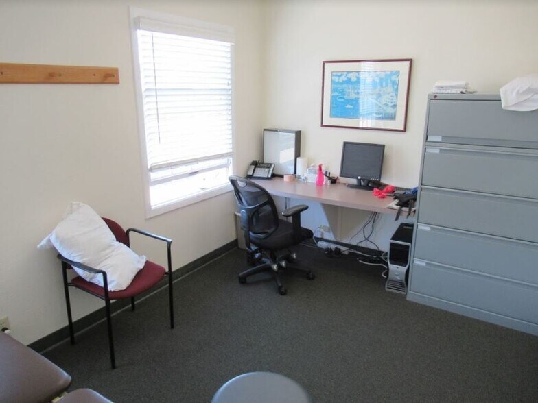 345 W Portal Ave, San Francisco, CA à vendre - Photo intérieure – Image 3 sur 30