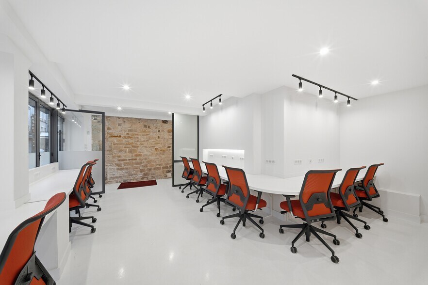 Espace de coworking dans Paris à louer - Photo de l’immeuble – Image 1 sur 9