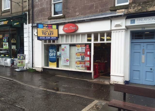 13-17 High St, Crieff à louer Photo principale– Image 1 sur 4