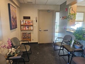 124 Main St, Huntington, NY à louer Photo intérieure– Image 2 sur 11