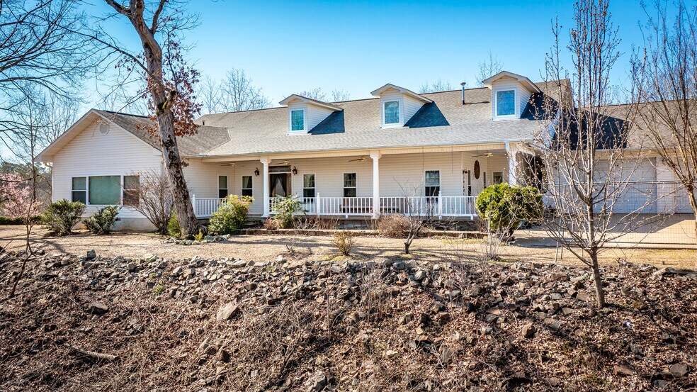 160 Fox Tail Ln, Hot Springs, AR à vendre - Photo de l’immeuble – Image 1 sur 47