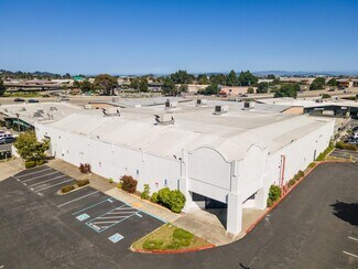 Plus de détails pour 869 W Francisco Blvd, San Rafael, CA - Local commercial à louer