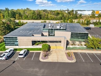 Plus de détails pour 4840 N River Blvd NE, Cedar Rapids, IA - Bureau à louer