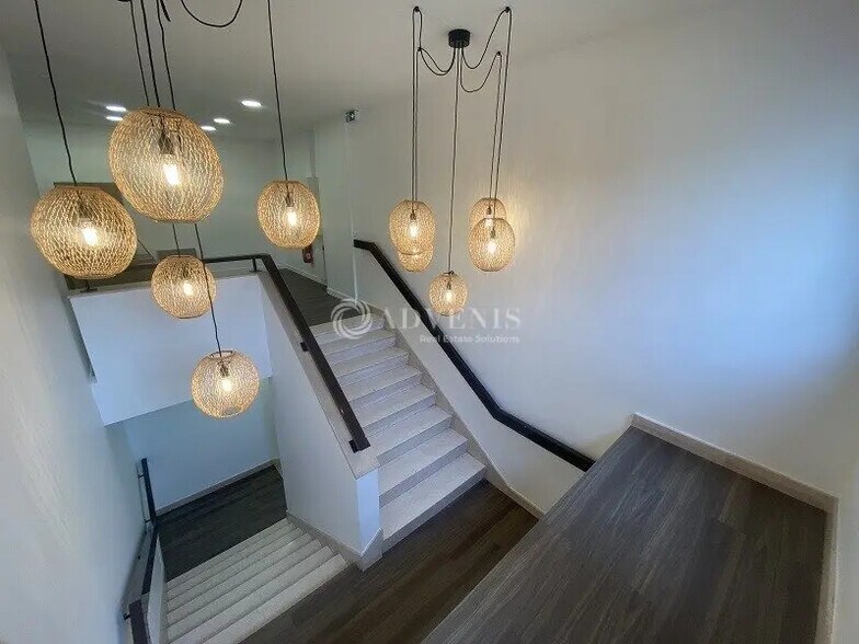 Bureau dans Viroflay à louer - Photo intérieure – Image 3 sur 7