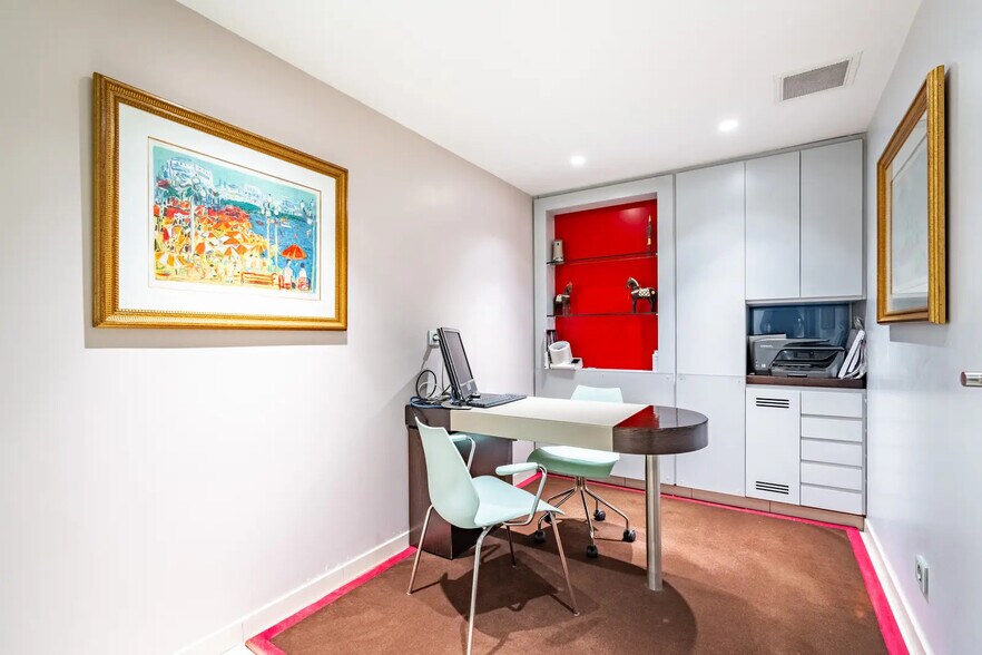 Bureau dans Paris à vendre - Photo de l’immeuble – Image 3 sur 17