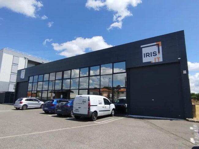 Plus de détails pour Local d’activités à vendre