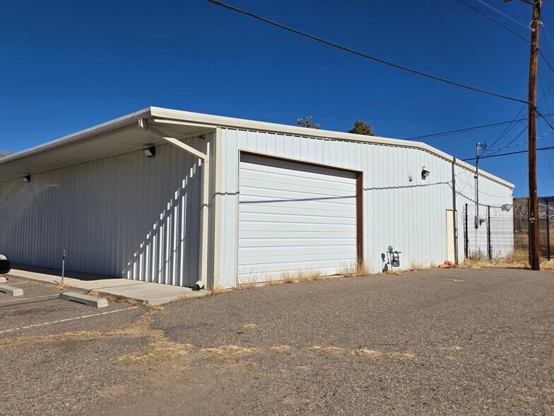 899 E Roosevelt Ave, Grants, NM à vendre - Photo de l’immeuble – Image 3 sur 5