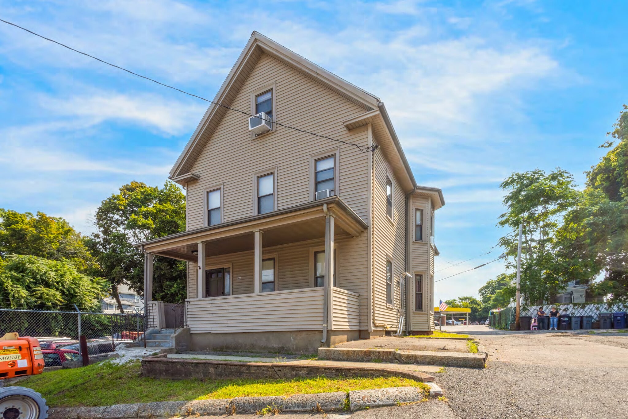 99R Providence St, Hyde Park, MA à vendre Photo principale– Image 1 sur 14