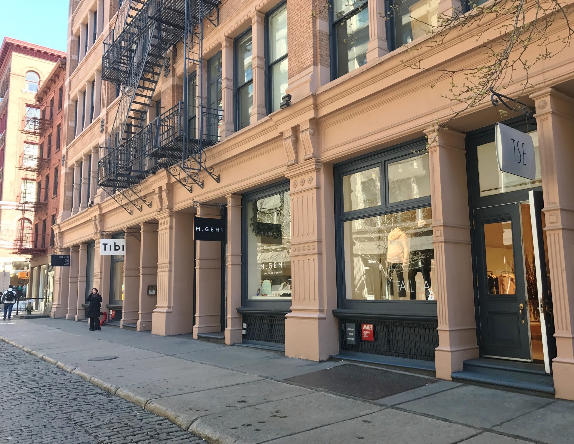 120 Wooster St, New York, NY à louer Photo de l’immeuble– Image 1 sur 4