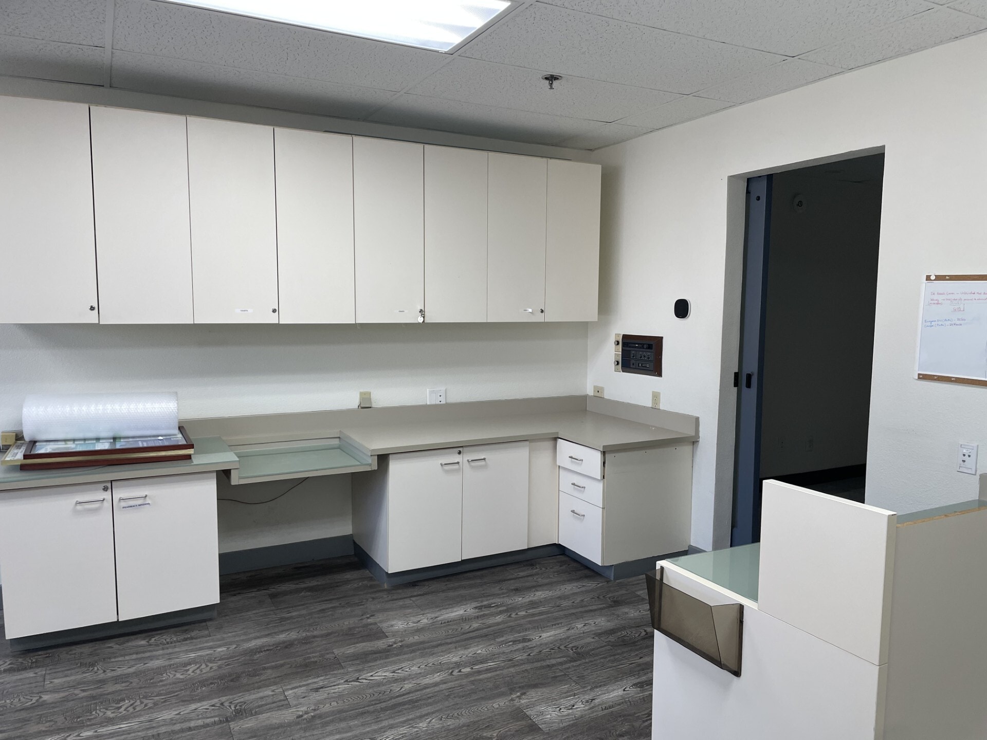 44215 15th St W, Lancaster, CA à louer Photo intérieure– Image 1 sur 6