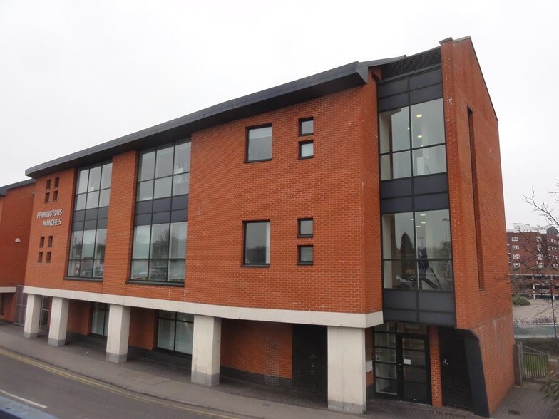 2 Walnut Tree Close, Guildford à louer - Photo de l’immeuble – Image 3 sur 6