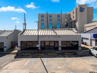 Plus de détails pour 2005 N Jefferson Ave, Mount Pleasant, TX - Bureau à vendre