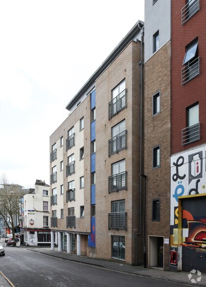 13-23 King Square Ave, Bristol à vendre - Photo de l’immeuble – Image 3 sur 14