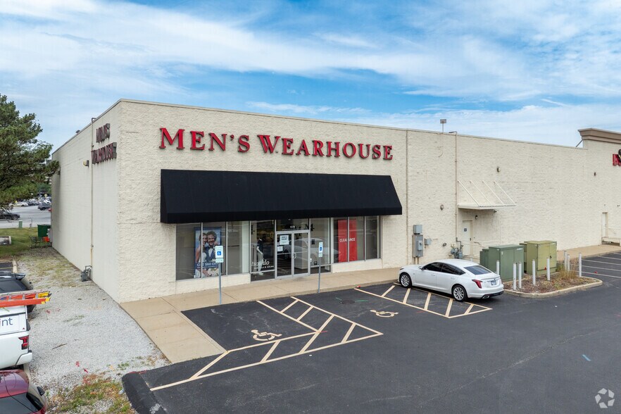 1370 Torrence Ave, Calumet City, IL à louer - Photo de l’immeuble – Image 2 sur 4