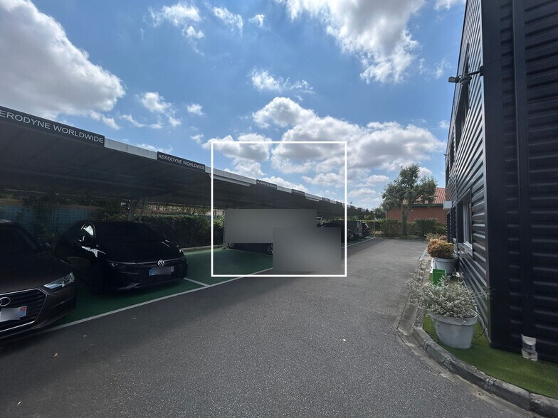 6 Rue Des Charrons, Blagnac à louer - Photo de l’immeuble – Image 3 sur 8