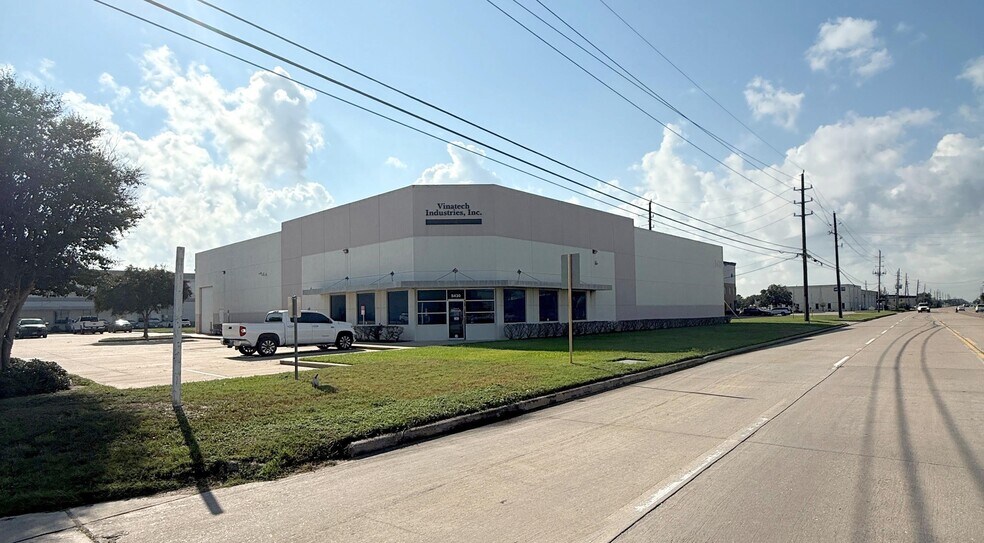5430 Brittmoore Rd, Houston, TX à vendre - Photo de l’immeuble – Image 1 sur 3