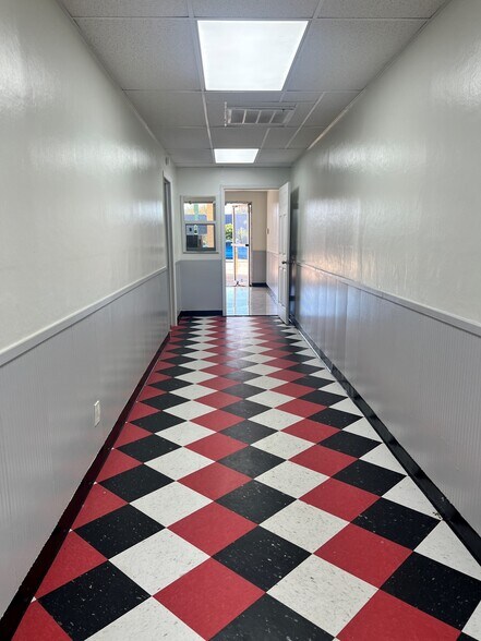 12331 Murphy Rd, Stafford, TX à louer - Photo intérieure – Image 2 sur 8