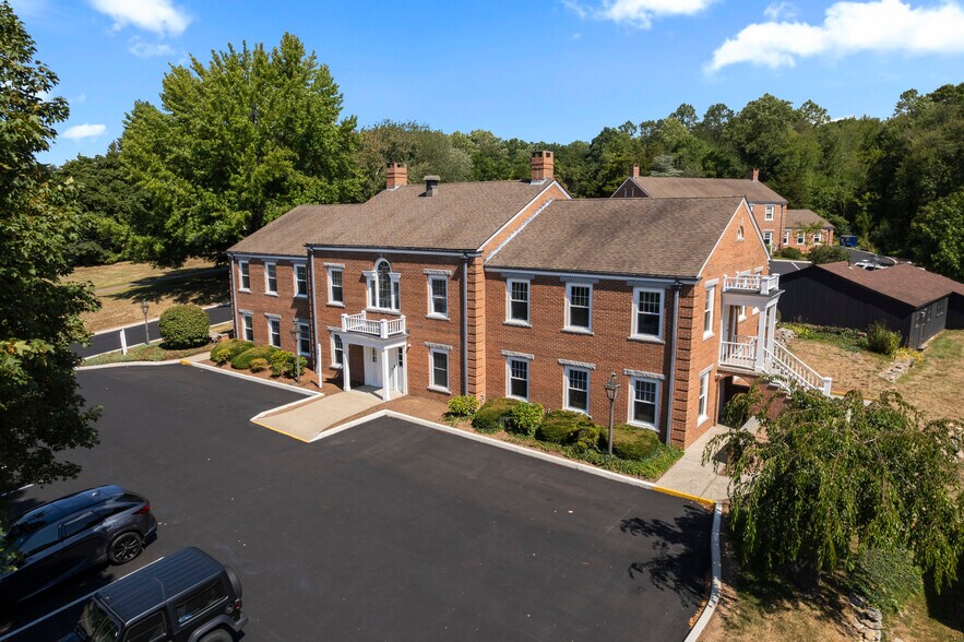 157 Goose Ln, Guilford, CT à louer - Photo de l’immeuble – Image 3 sur 5