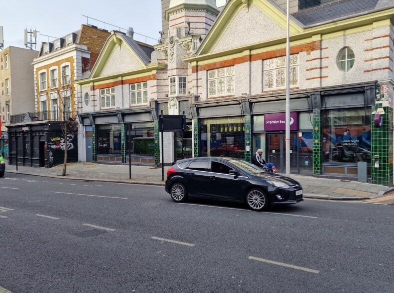 642 Wandsworth Rd, Londres à louer - Photo de l’immeuble – Image 2 sur 4
