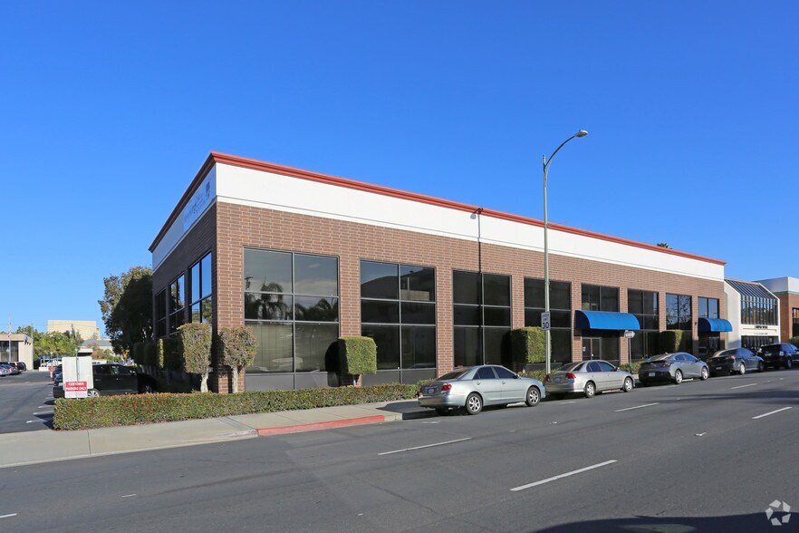 230-270 W 2nd Ave, Escondido, CA à vendre - Photo de l’immeuble – Image 1 sur 5