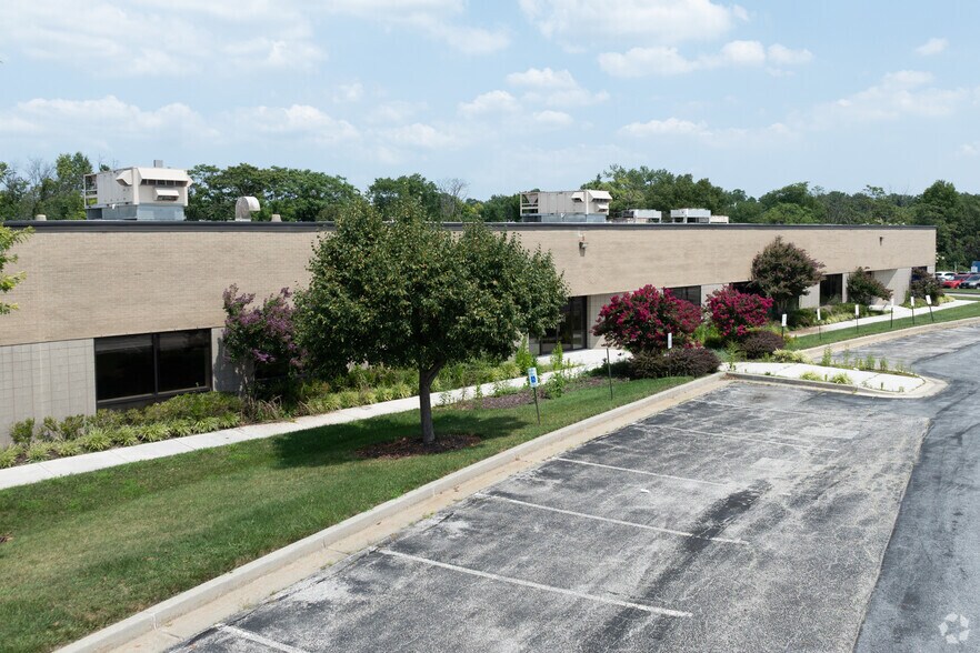 7253 Ambassador Rd, Windsor Mill, MD à louer - Photo de l’immeuble – Image 2 sur 6